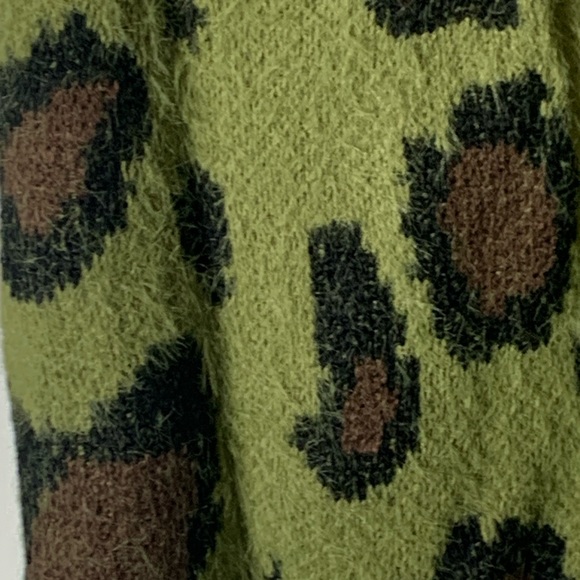 Umgee Fuzzy Green Leopard Print Sweater - Picture 10 of 10